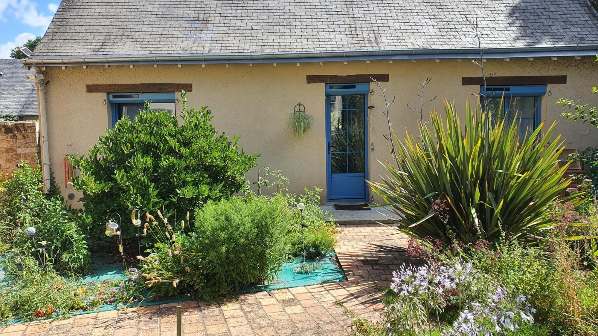 Au Fil De L'Eau Bed and Breakfast La Chapelle-Saint-Aubin Eksteriør billede