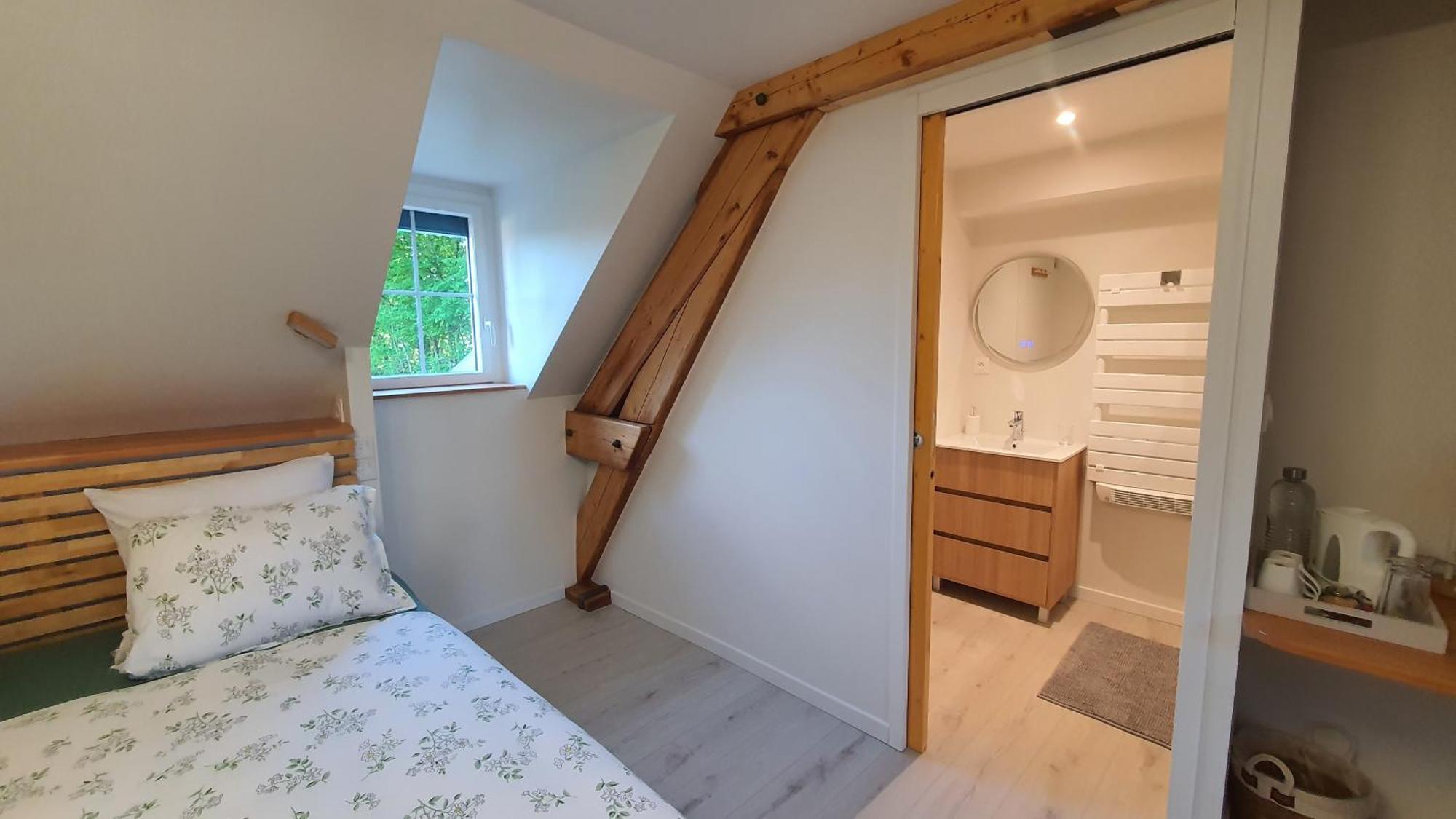 Au Fil De L'Eau Bed and Breakfast La Chapelle-Saint-Aubin Eksteriør billede